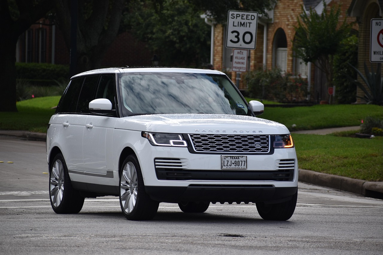 range-rover-5260745_1280