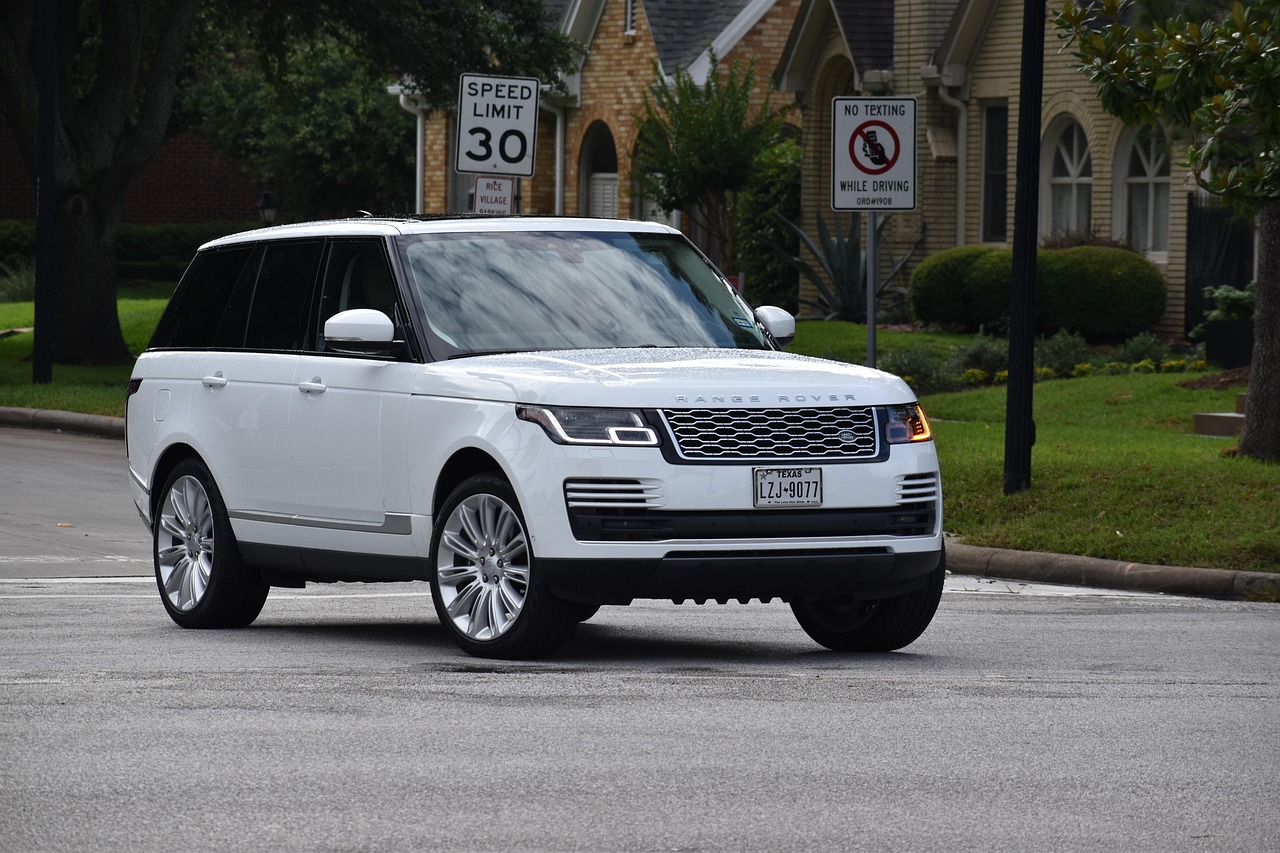 range-rover-5260746_1280